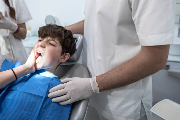 Best Emergency Tooth Extraction in South Whitley, IN